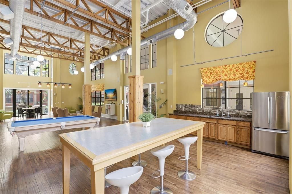 Activo con contrato: $179,000 (1 camas, 1 baños, 927 Pies cuadrados)