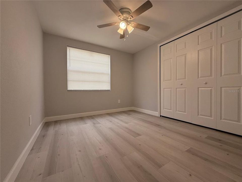 Activo con contrato: $369,000 (3 camas, 2 baños, 1048 Pies cuadrados)