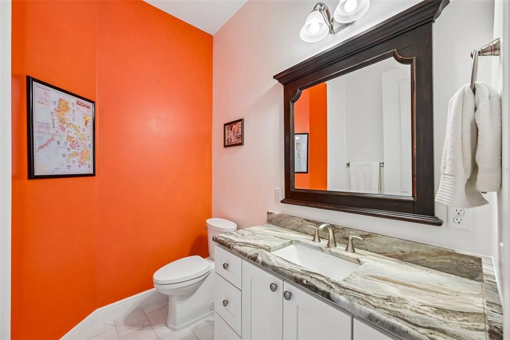 For Sale: $999,900 (3 beds, 2 baths, 2386 Square Feet)