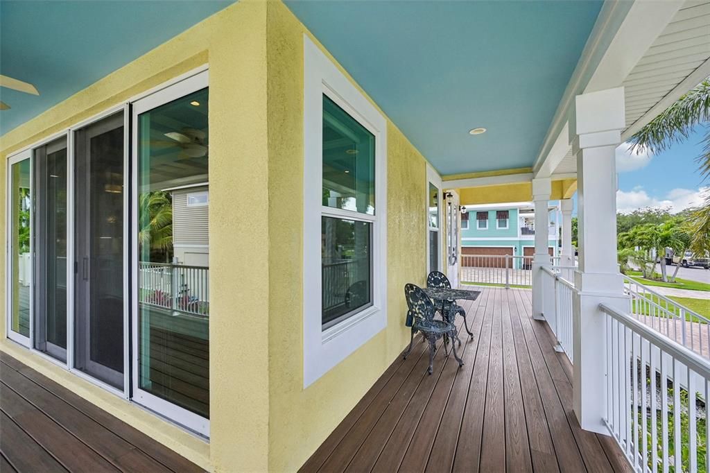 For Sale: $999,900 (3 beds, 2 baths, 2386 Square Feet)