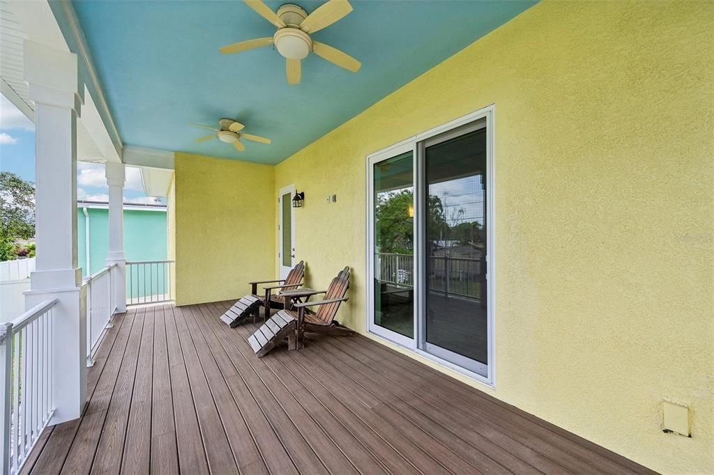 For Sale: $999,900 (3 beds, 2 baths, 2386 Square Feet)