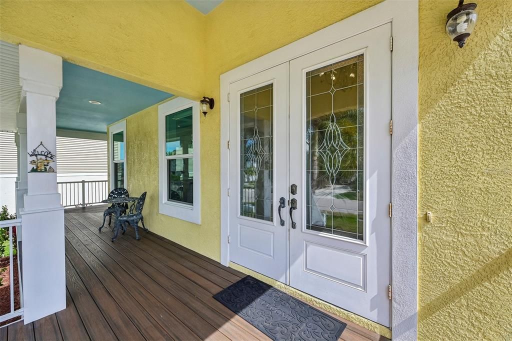 For Sale: $999,900 (3 beds, 2 baths, 2386 Square Feet)
