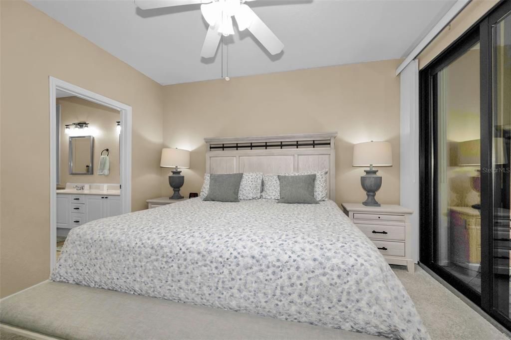 Activo con contrato: $259,900 (2 camas, 2 baños, 1443 Pies cuadrados)