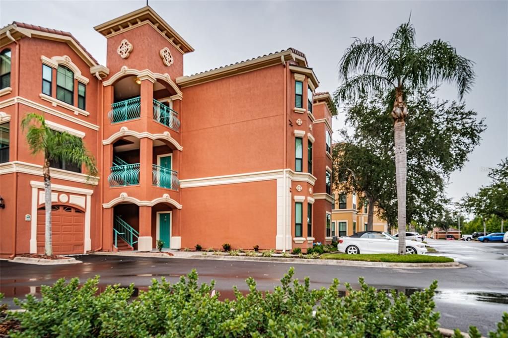 Activo con contrato: $259,900 (2 camas, 2 baños, 1443 Pies cuadrados)