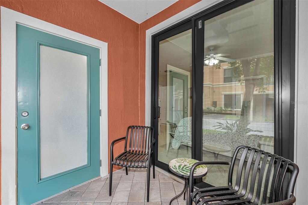 Activo con contrato: $259,900 (2 camas, 2 baños, 1443 Pies cuadrados)