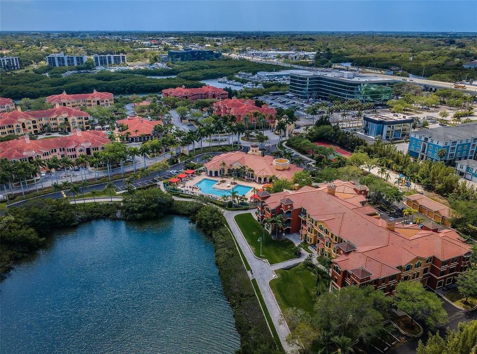Activo con contrato: $259,900 (2 camas, 2 baños, 1443 Pies cuadrados)