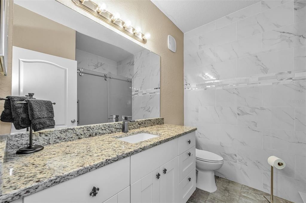Activo con contrato: $259,900 (2 camas, 2 baños, 1443 Pies cuadrados)