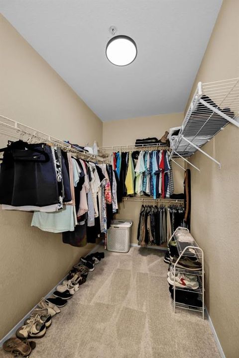 Activo con contrato: $259,900 (2 camas, 2 baños, 1443 Pies cuadrados)