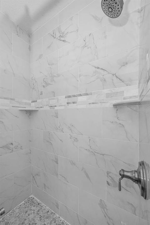 Activo con contrato: $259,900 (2 camas, 2 baños, 1443 Pies cuadrados)