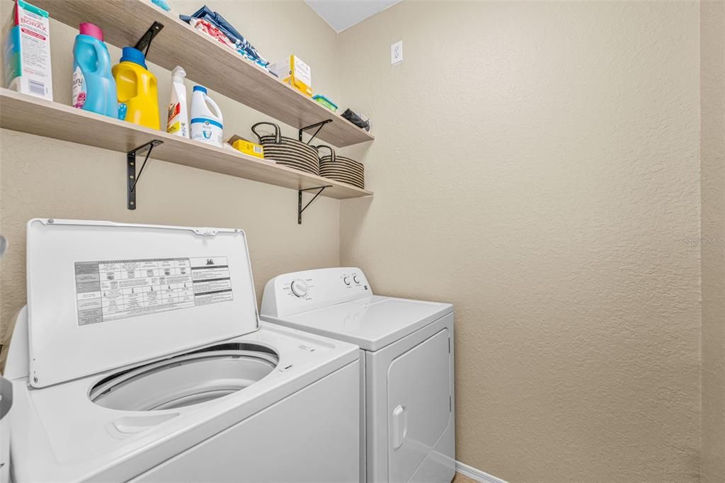 Activo con contrato: $259,900 (2 camas, 2 baños, 1443 Pies cuadrados)