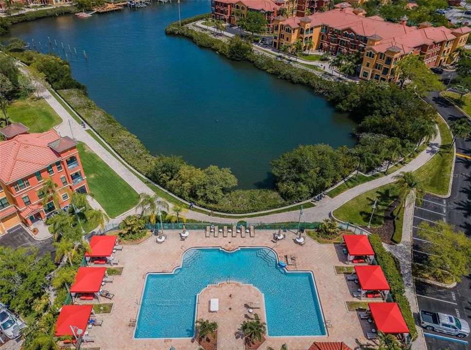 Activo con contrato: $259,900 (2 camas, 2 baños, 1443 Pies cuadrados)