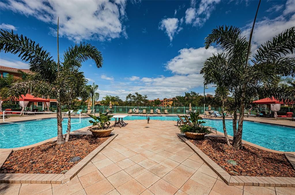 Activo con contrato: $259,900 (2 camas, 2 baños, 1443 Pies cuadrados)