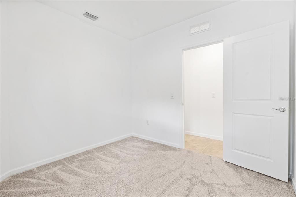 В аренду: $2,800 (3 спален, 2 ванн, 1245 Квадратных фут)