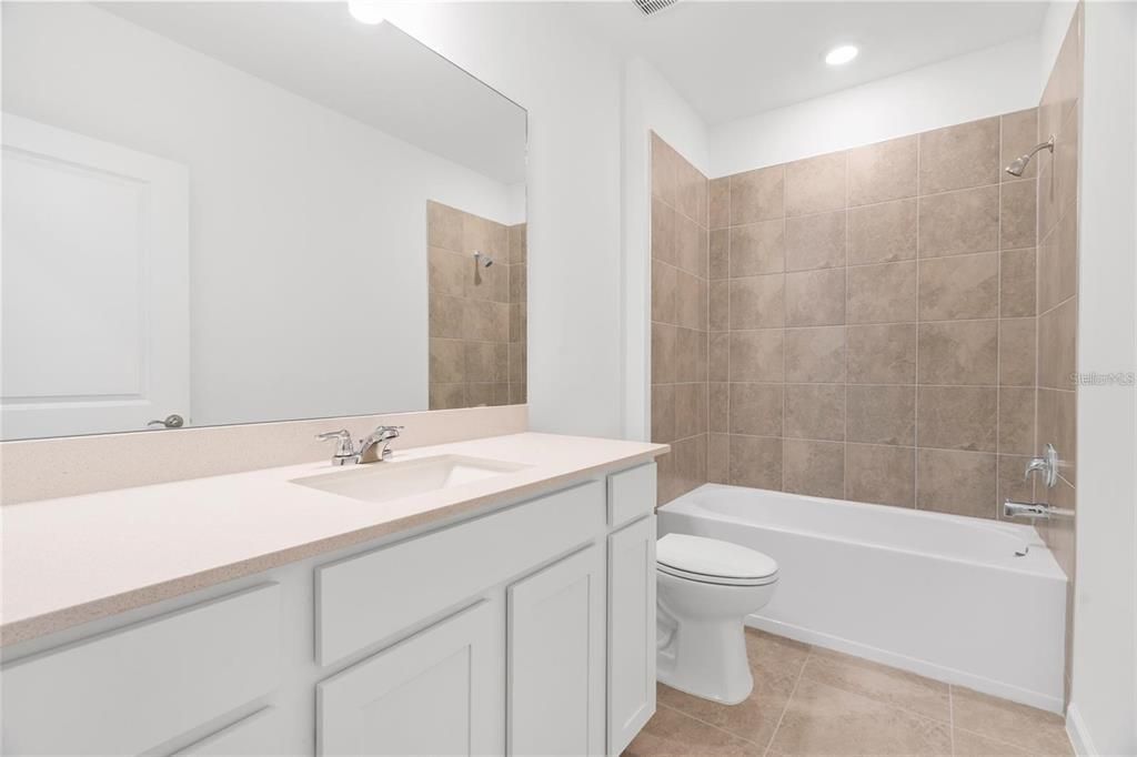 В аренду: $2,800 (3 спален, 2 ванн, 1245 Квадратных фут)