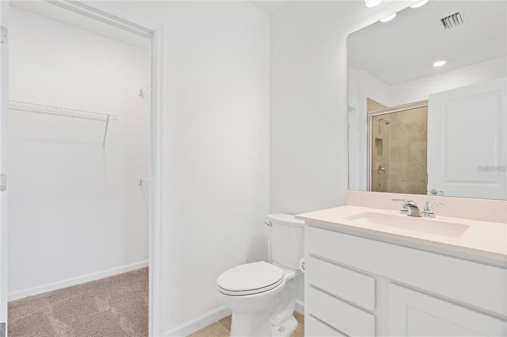 В аренду: $2,800 (3 спален, 2 ванн, 1245 Квадратных фут)