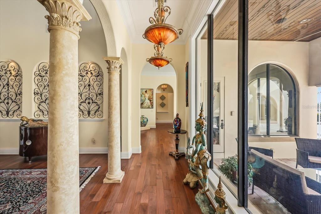 For Sale: $2,225,000 (4 beds, 5 baths, 5722 Square Feet)