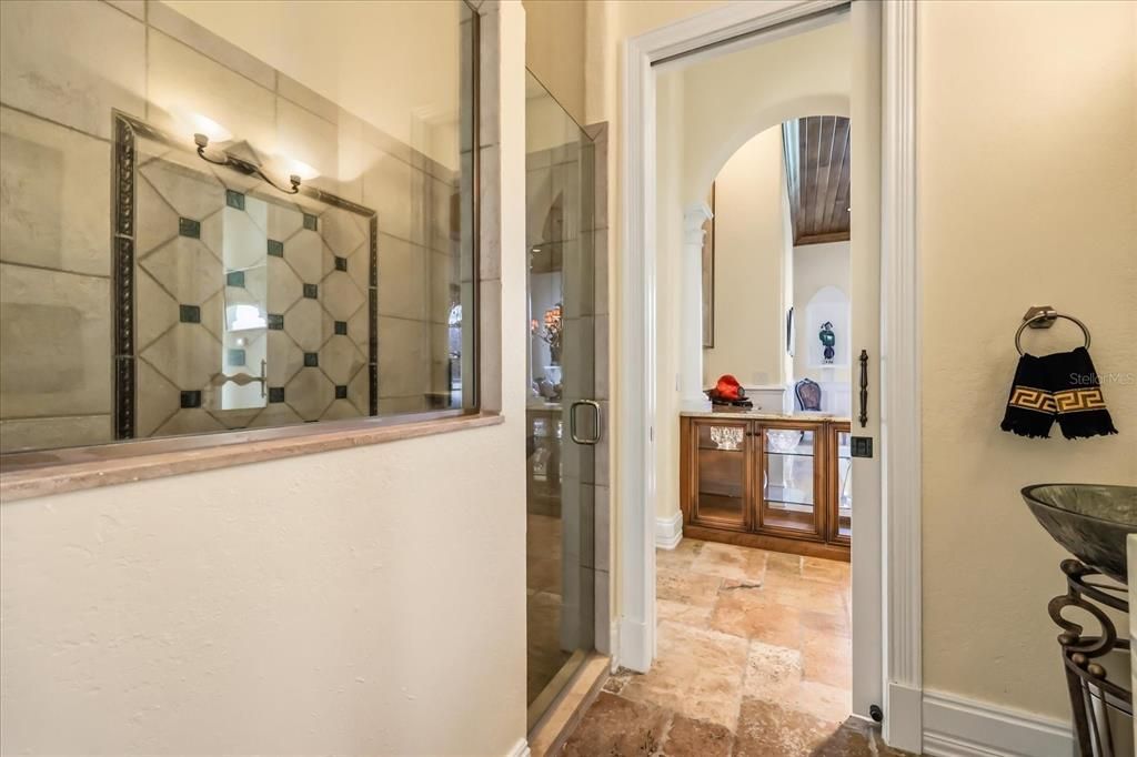 For Sale: $2,225,000 (4 beds, 5 baths, 5722 Square Feet)
