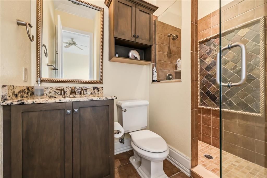 For Sale: $2,225,000 (4 beds, 5 baths, 5722 Square Feet)