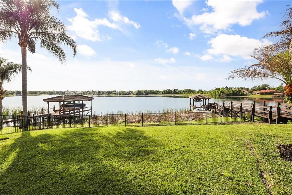 For Sale: $2,225,000 (4 beds, 5 baths, 5722 Square Feet)