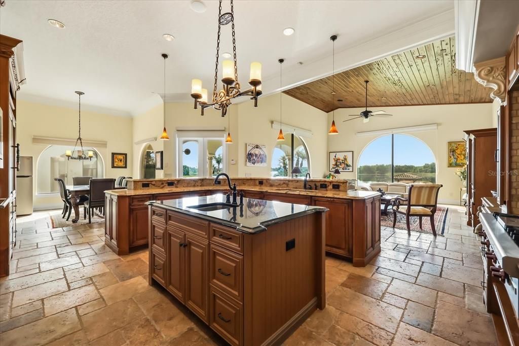 For Sale: $2,225,000 (4 beds, 5 baths, 5722 Square Feet)