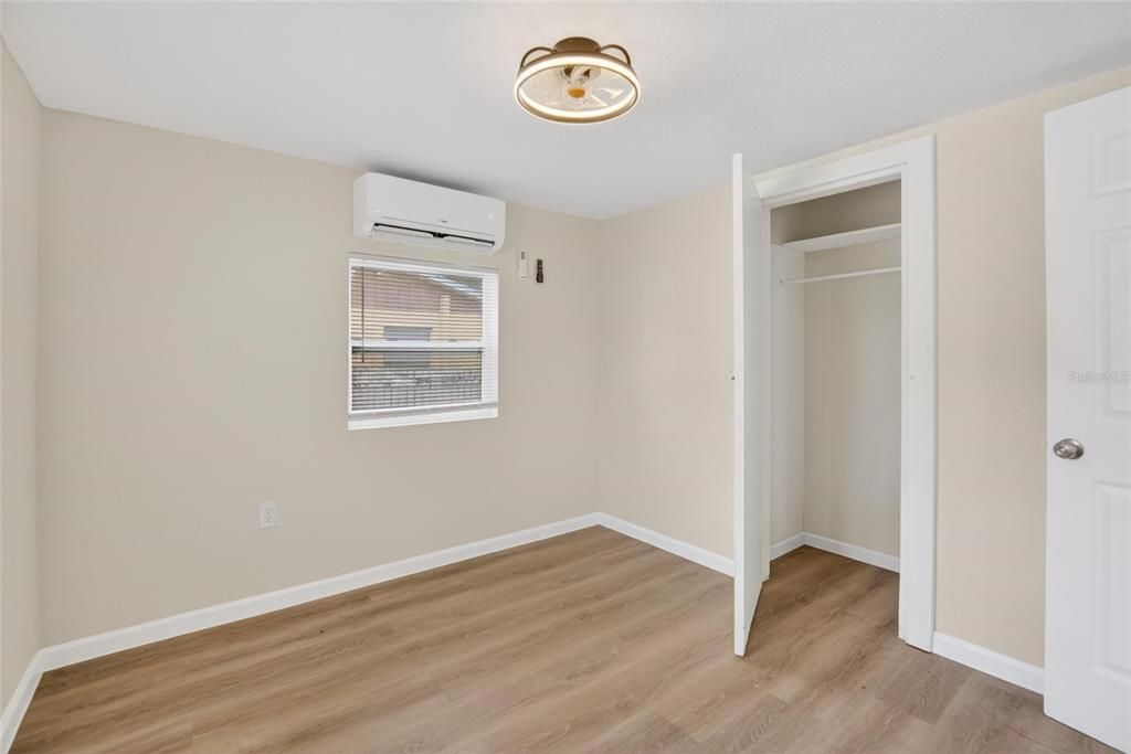 Activo con contrato: $259,999 (3 camas, 2 baños, 1020 Pies cuadrados)