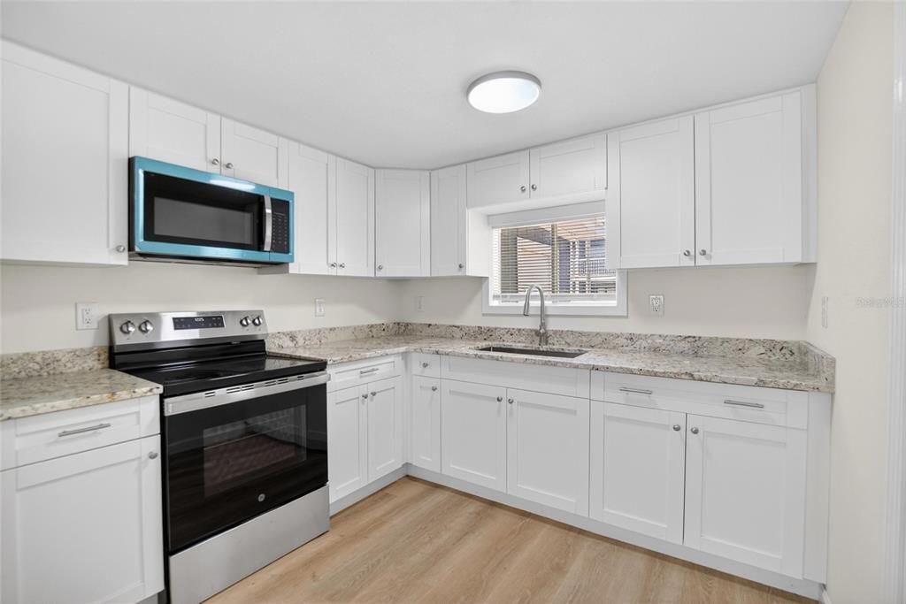 Activo con contrato: $259,999 (3 camas, 2 baños, 1020 Pies cuadrados)