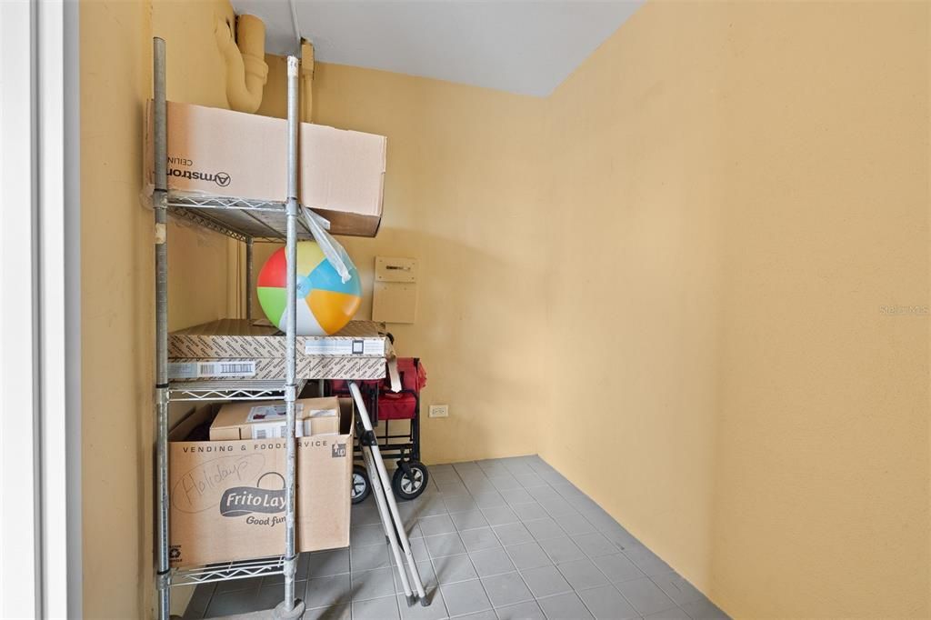 For Sale: $234,500 (2 beds, 2 baths, 1392 Square Feet)