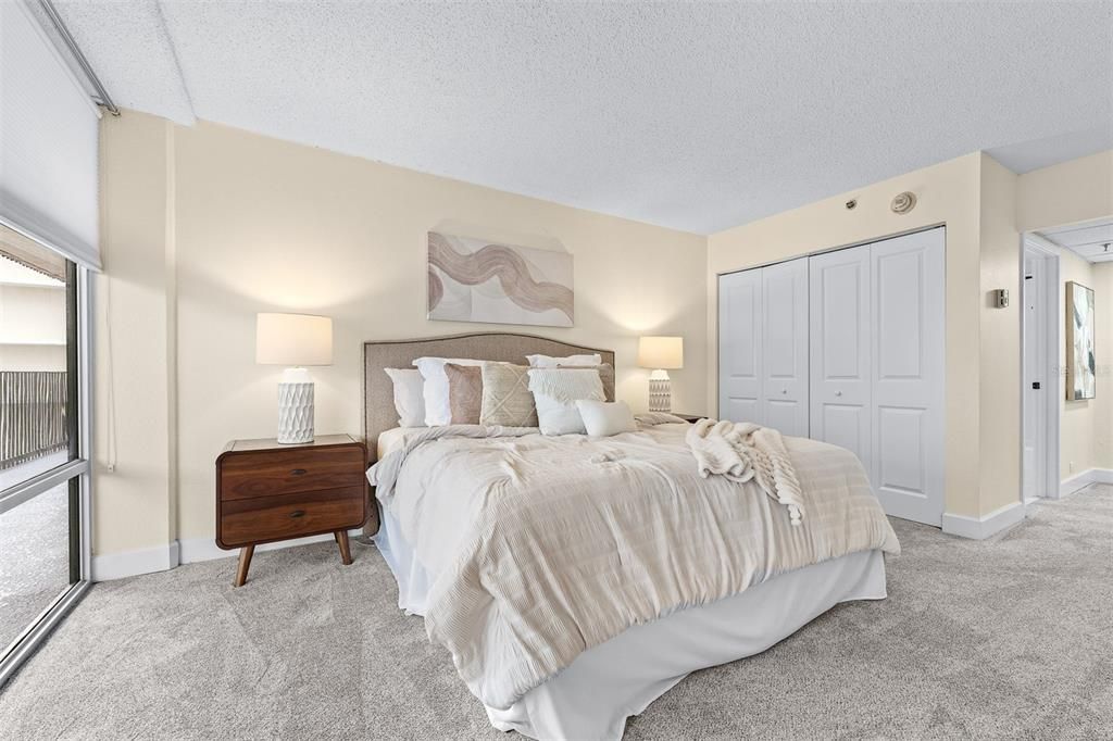 For Sale: $234,500 (2 beds, 2 baths, 1392 Square Feet)