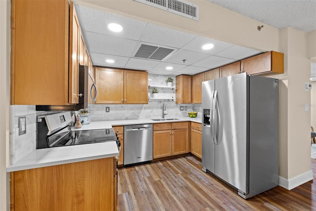 For Sale: $234,500 (2 beds, 2 baths, 1392 Square Feet)