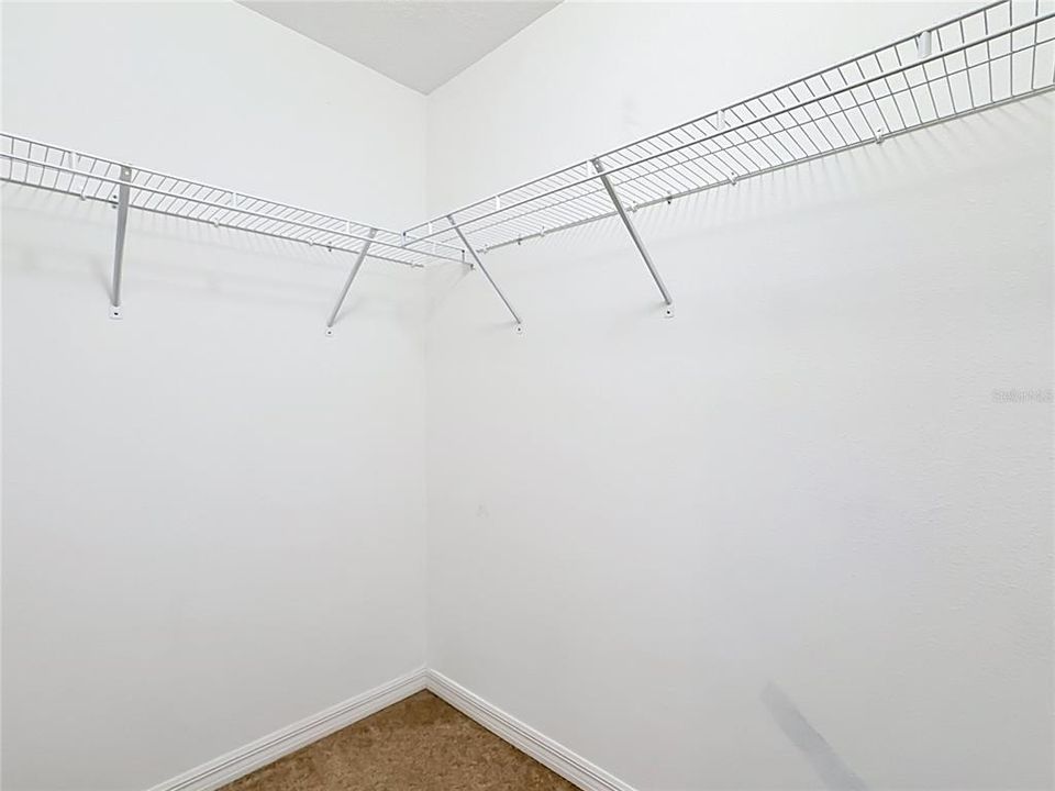 For Sale: $226,000 (2 beds, 2 baths, 1507 Square Feet)