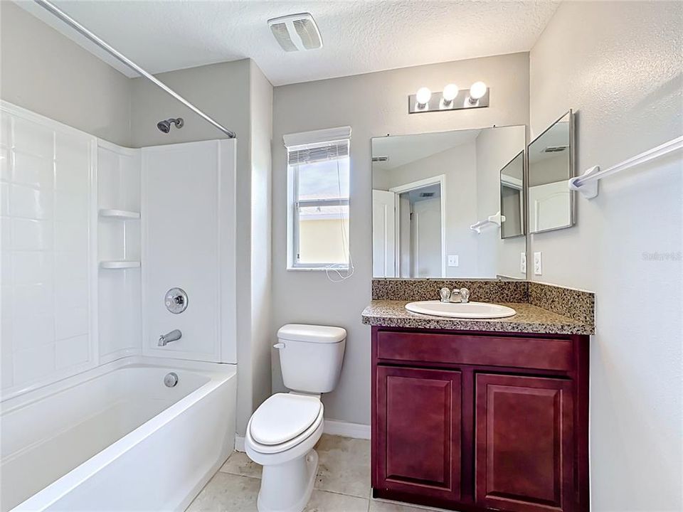 For Sale: $226,000 (2 beds, 2 baths, 1507 Square Feet)