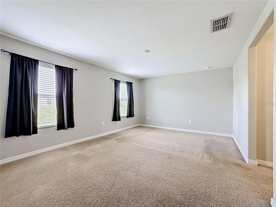 For Sale: $226,000 (2 beds, 2 baths, 1507 Square Feet)