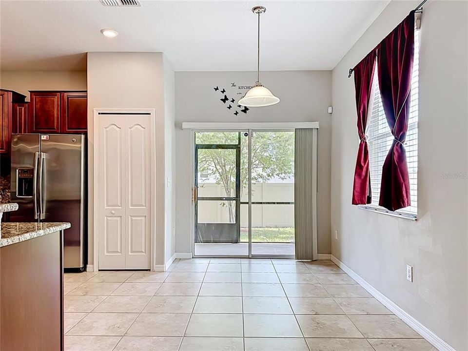 For Sale: $226,000 (2 beds, 2 baths, 1507 Square Feet)