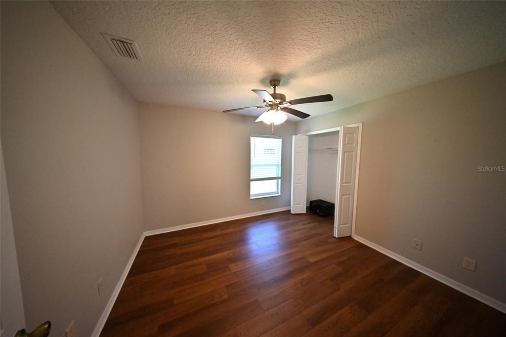 For Sale: $299,999 (3 beds, 2 baths, 1480 Square Feet)