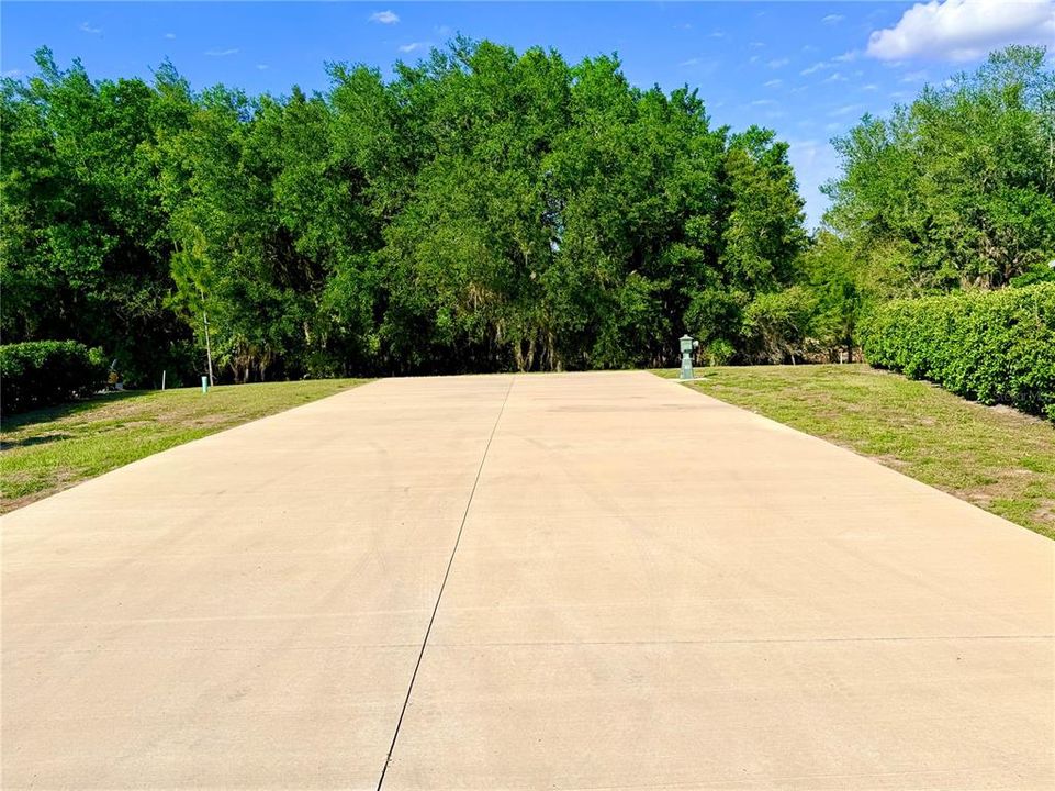 На продажу: $104,900 (0.15 acres)