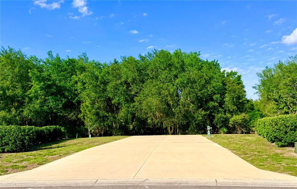 На продажу: $104,900 (0.15 acres)