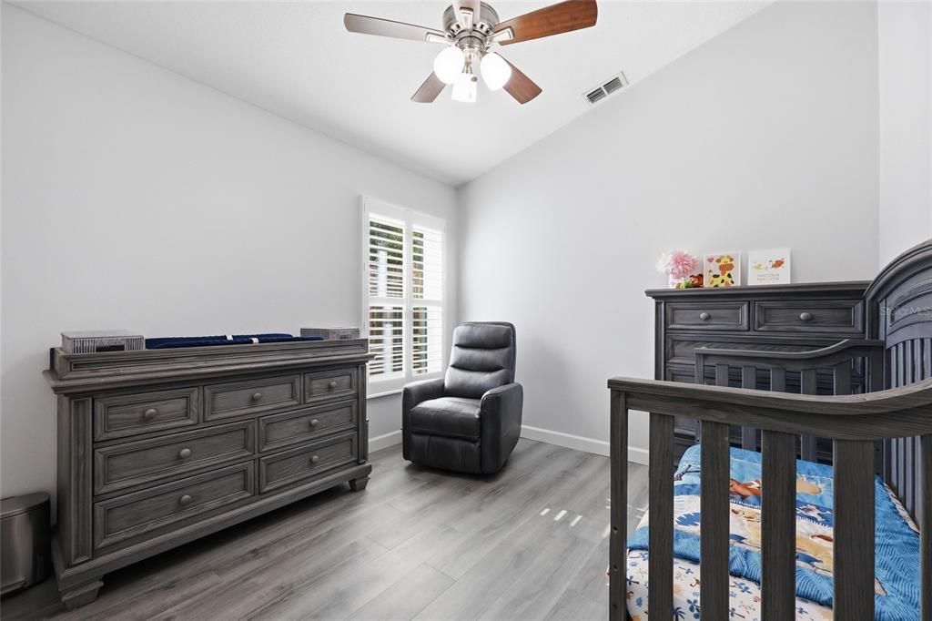 Active With Contract: $350,000 (3 beds, 2 baths, 1259 Square Feet)