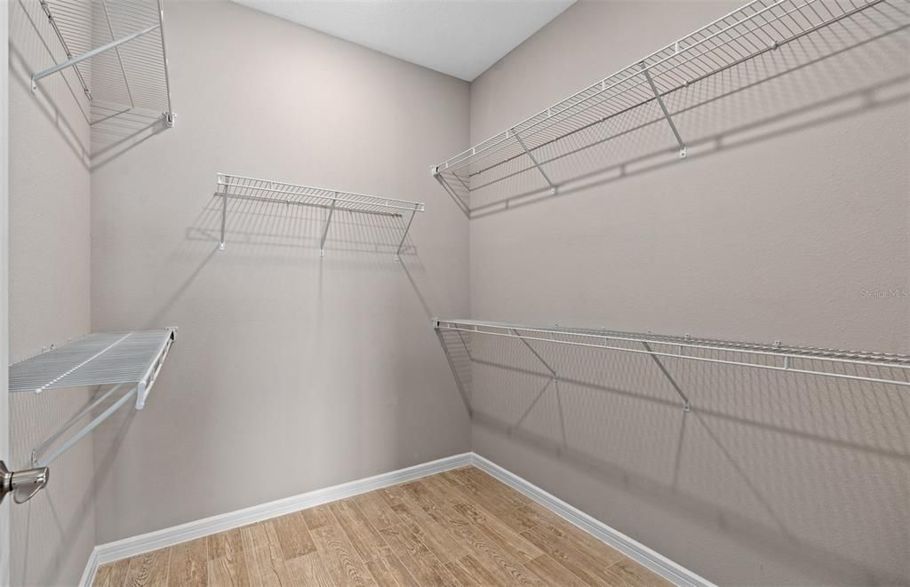For Sale: $471,580 (2 beds, 2 baths, 1405 Square Feet)