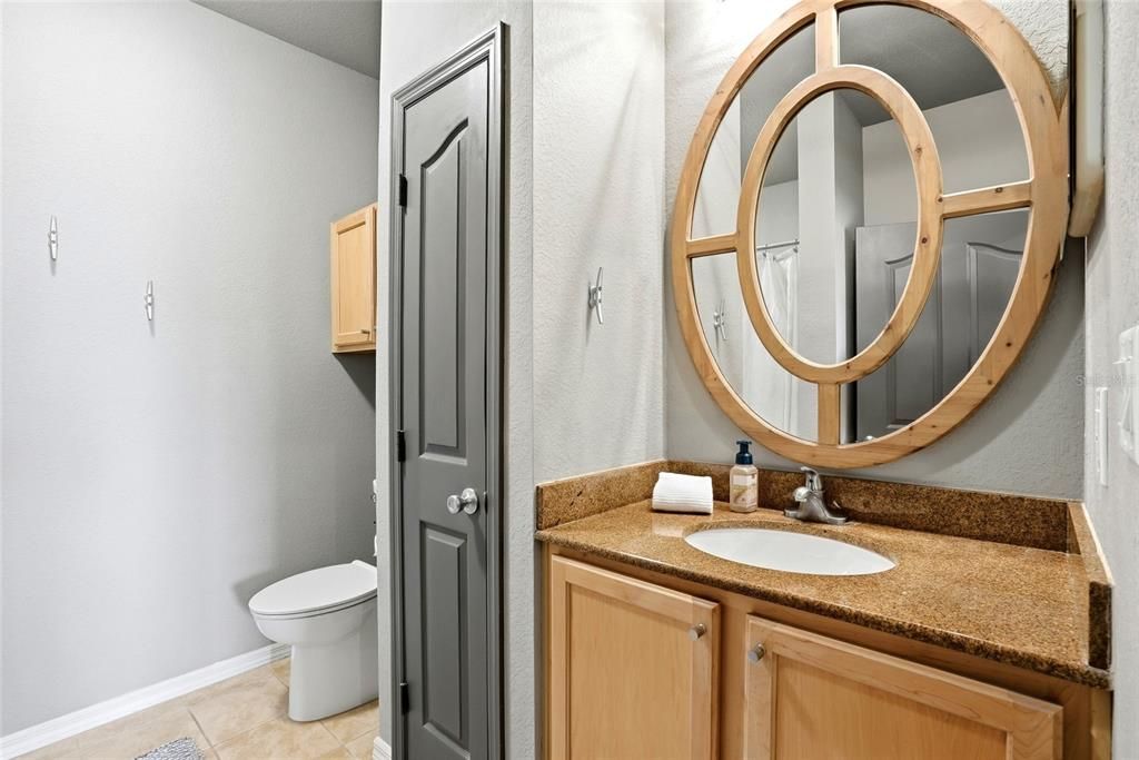 На продажу: $179,000 (1 спален, 1 ванн, 780 Квадратных фут)