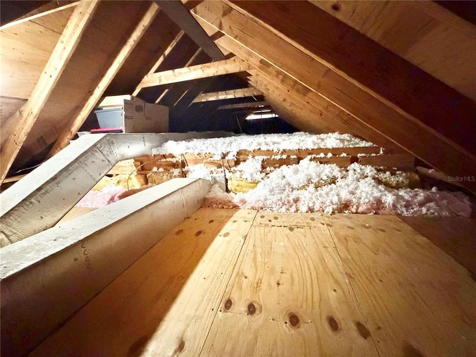 Activo con contrato: $267,900 (2 camas, 2 baños, 1008 Pies cuadrados)