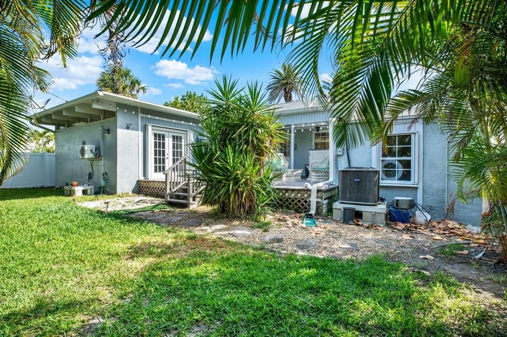 For Sale: $650,000 (3 beds, 2 baths, 1774 Square Feet)