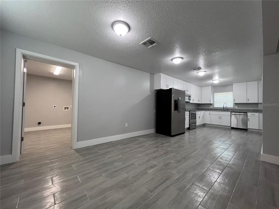 Active With Contract: $2,445 (4 beds, 2 baths, 1505 Square Feet)