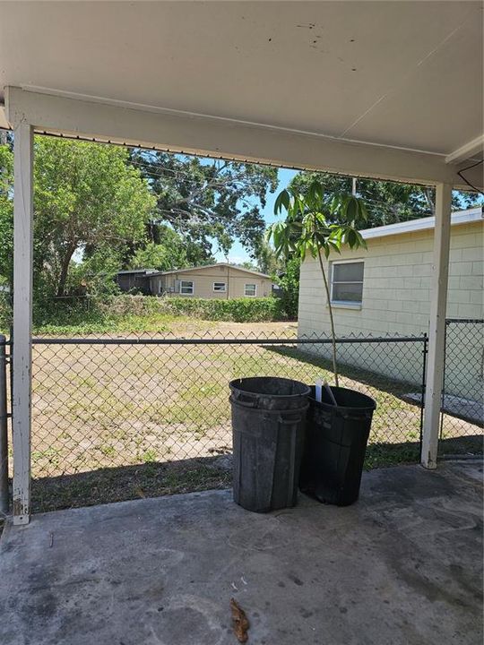 For Rent: $1,950 (4 beds, 1 baths, 1134 Square Feet)