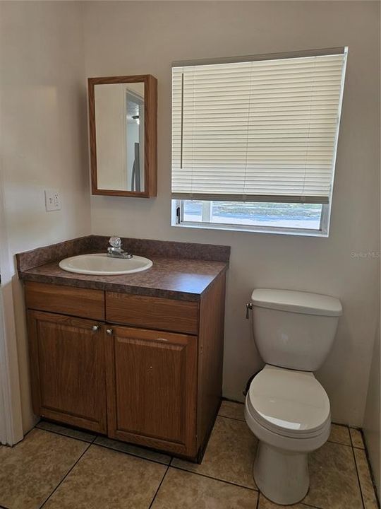 For Rent: $1,950 (4 beds, 1 baths, 1134 Square Feet)