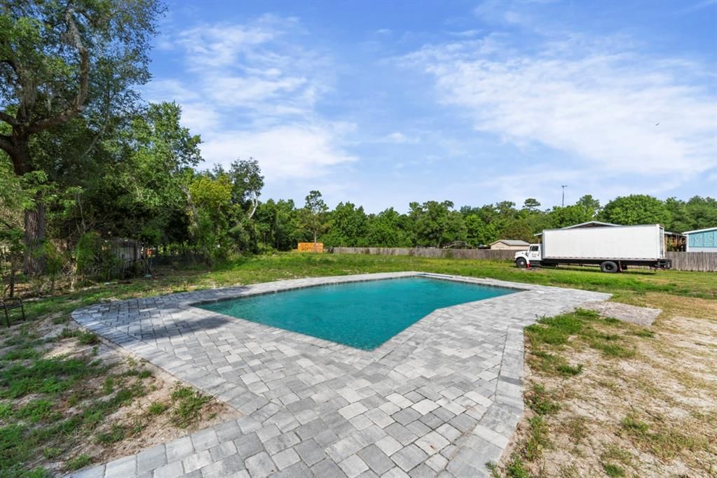 En Venta: $630,000 (5 camas, 3 baños, 1969 Pies cuadrados)