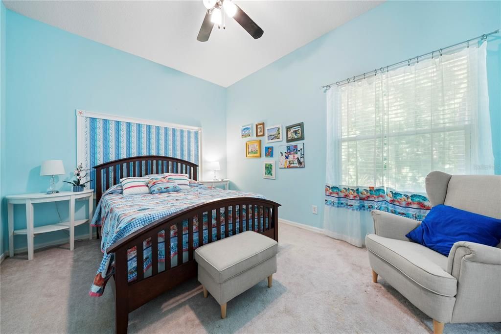 For Sale: $525,000 (4 beds, 3 baths, 2493 Square Feet)