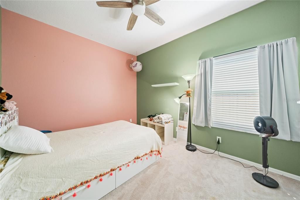 For Sale: $525,000 (4 beds, 3 baths, 2493 Square Feet)