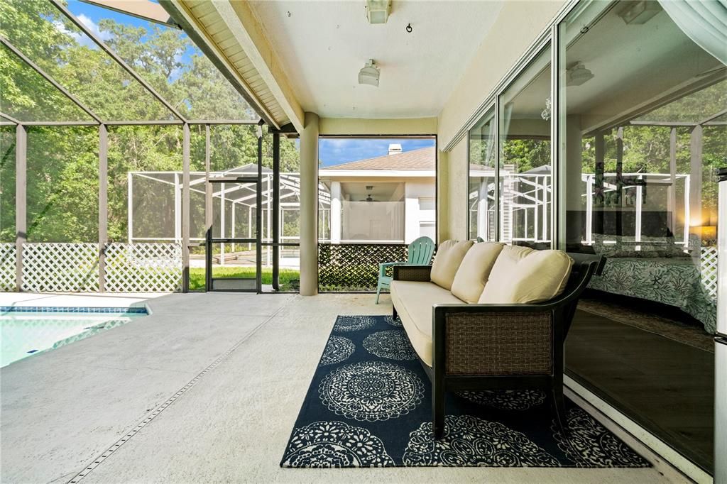 For Sale: $525,000 (4 beds, 3 baths, 2493 Square Feet)