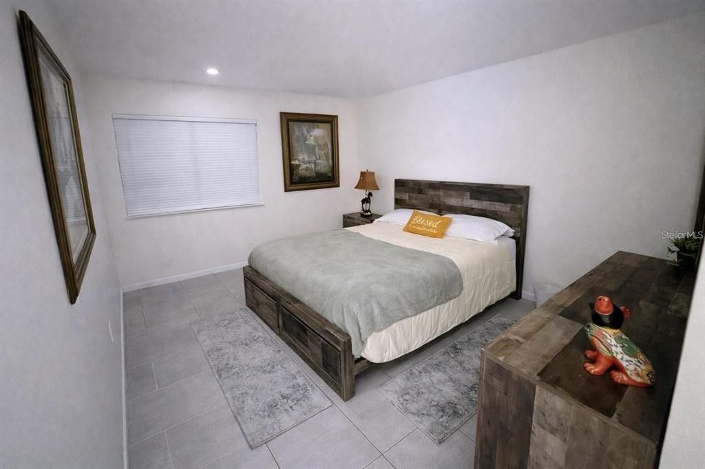 For Rent: $3,500 (2 beds, 2 baths, 906 Square Feet)