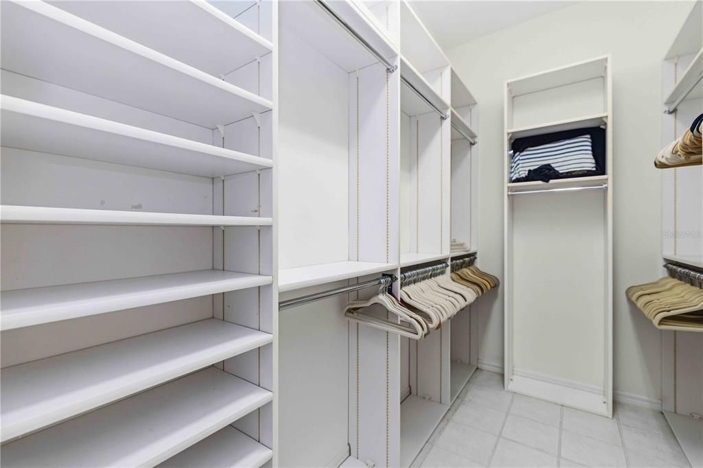 For Sale: $1,250,000 (4 beds, 3 baths, 2827 Square Feet)